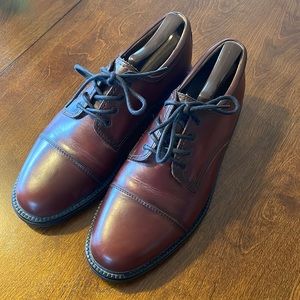 Mens dress shoes